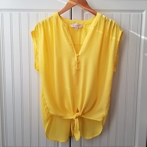 NWOT Front-tie blouse